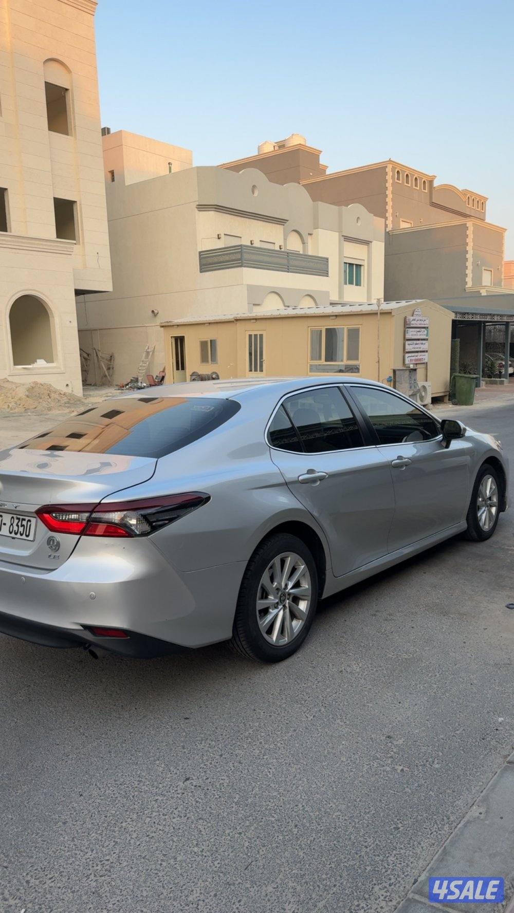 للبيع كامري 2023 او للبدل4