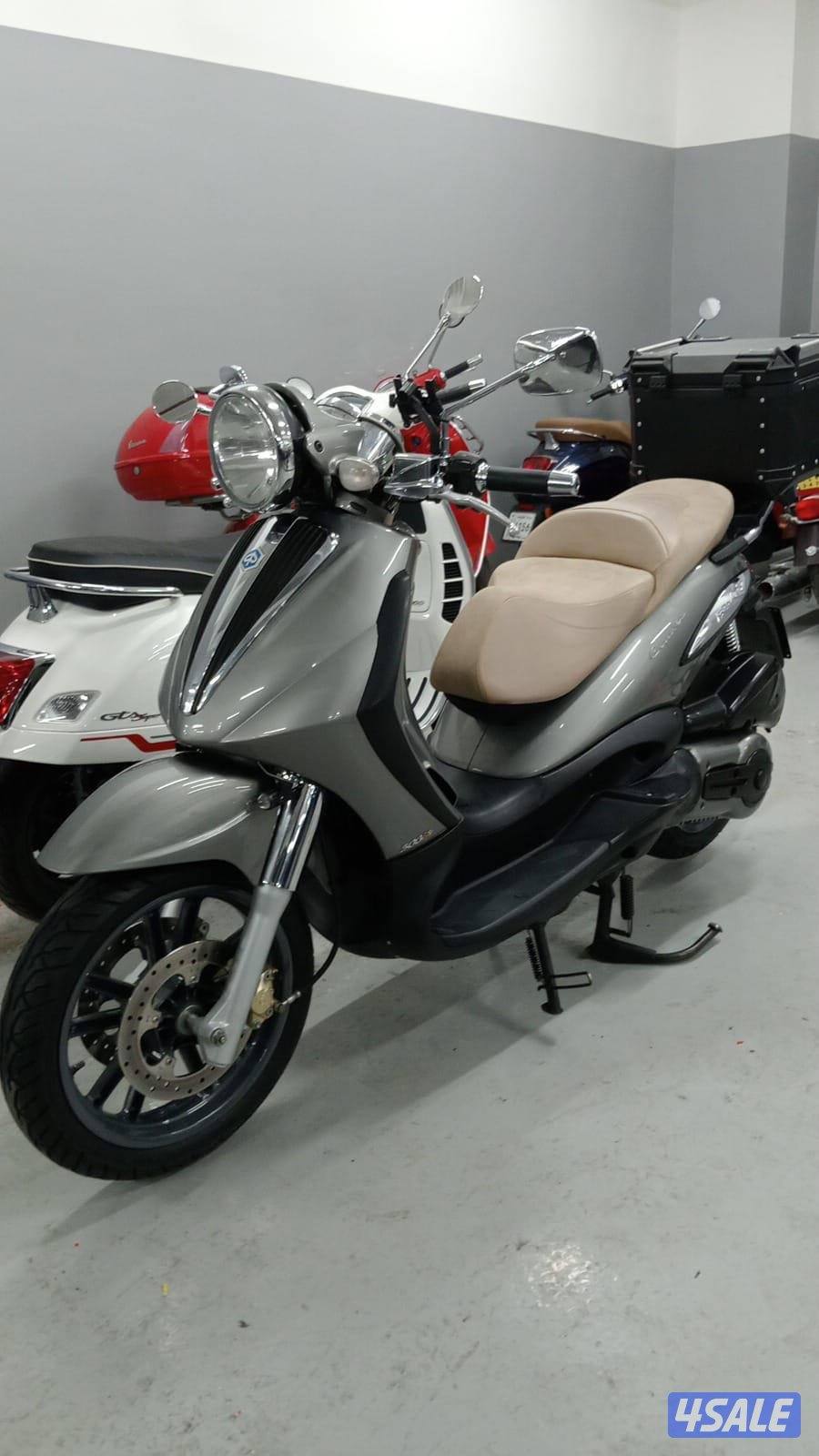 Scooter piaggo Beverly 500cc بيعه سمحة محشوم جاهز1