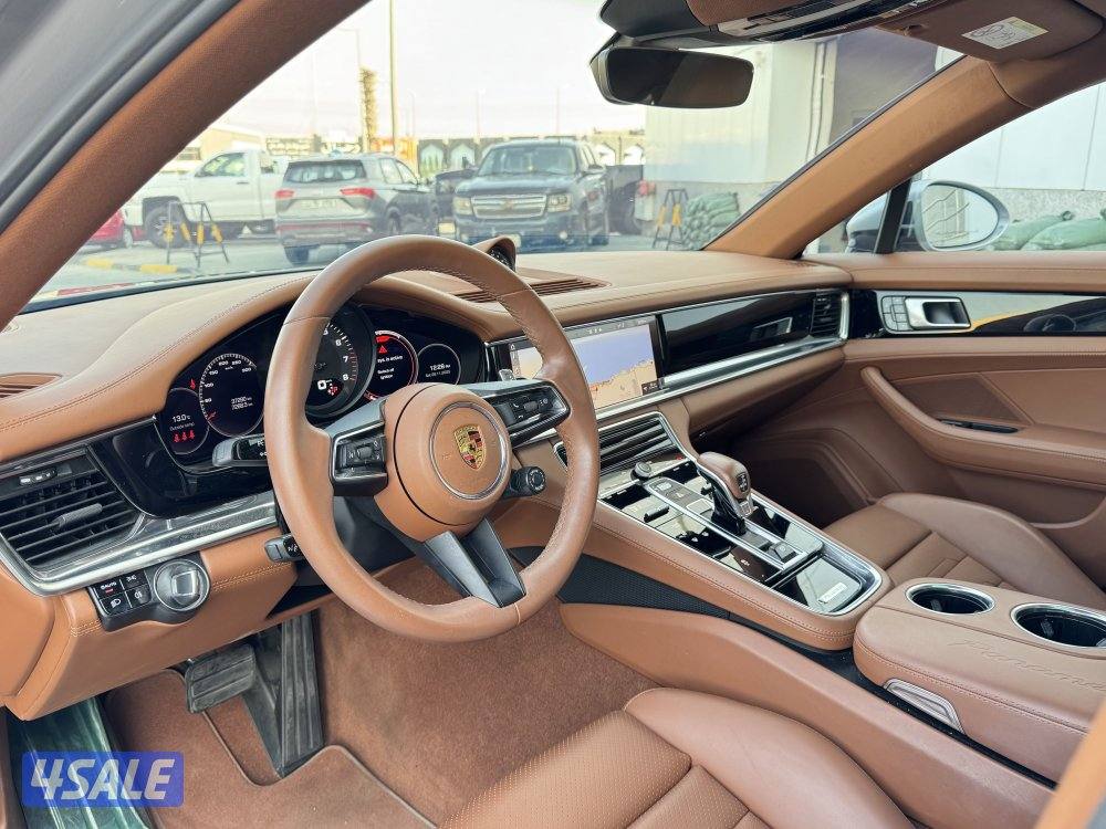 للبيع. بورش باناميراS موديل 20219