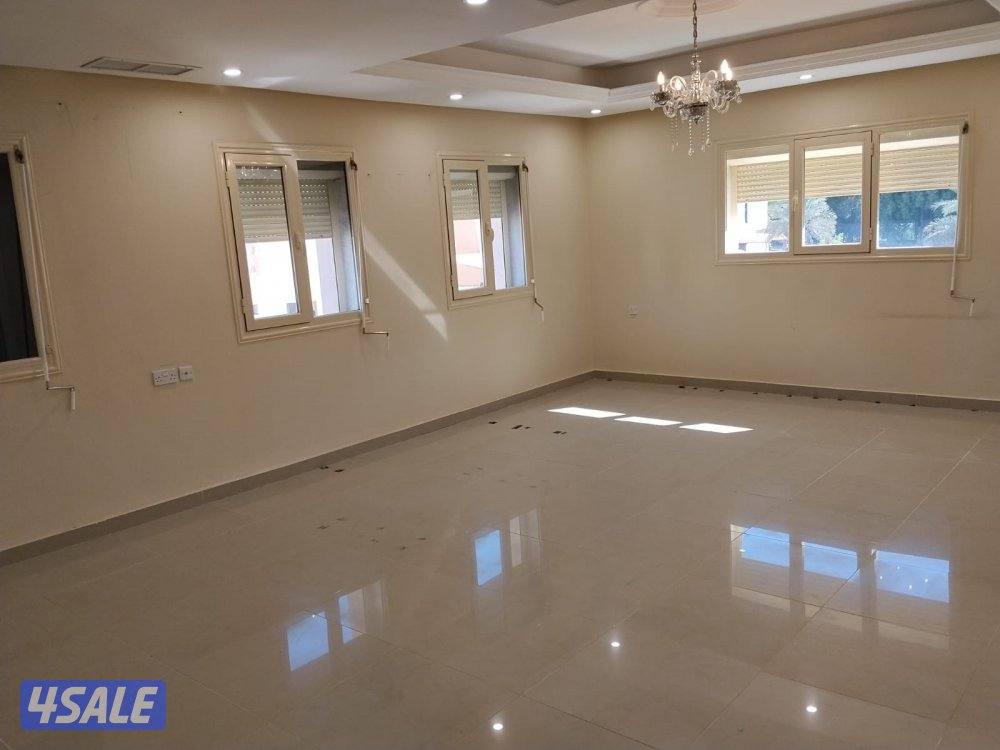 للإيجار فيلا في الشامية8