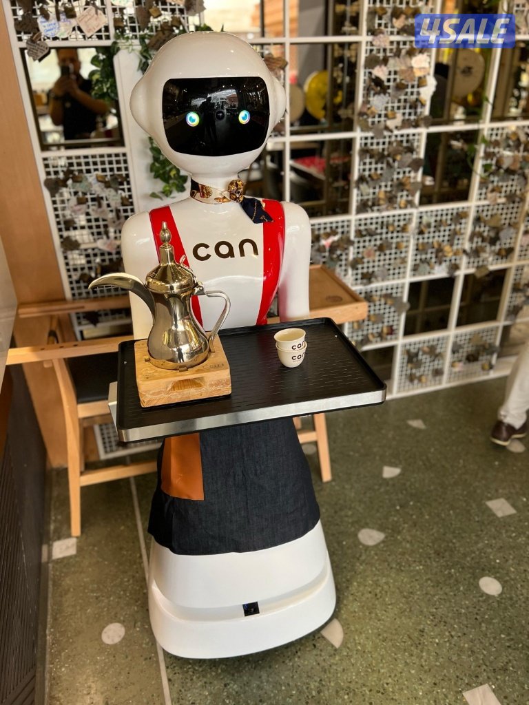 روبوت توصيل طلبات الزبائن داخل المطعم ويمكن التحكم به عن بعد5