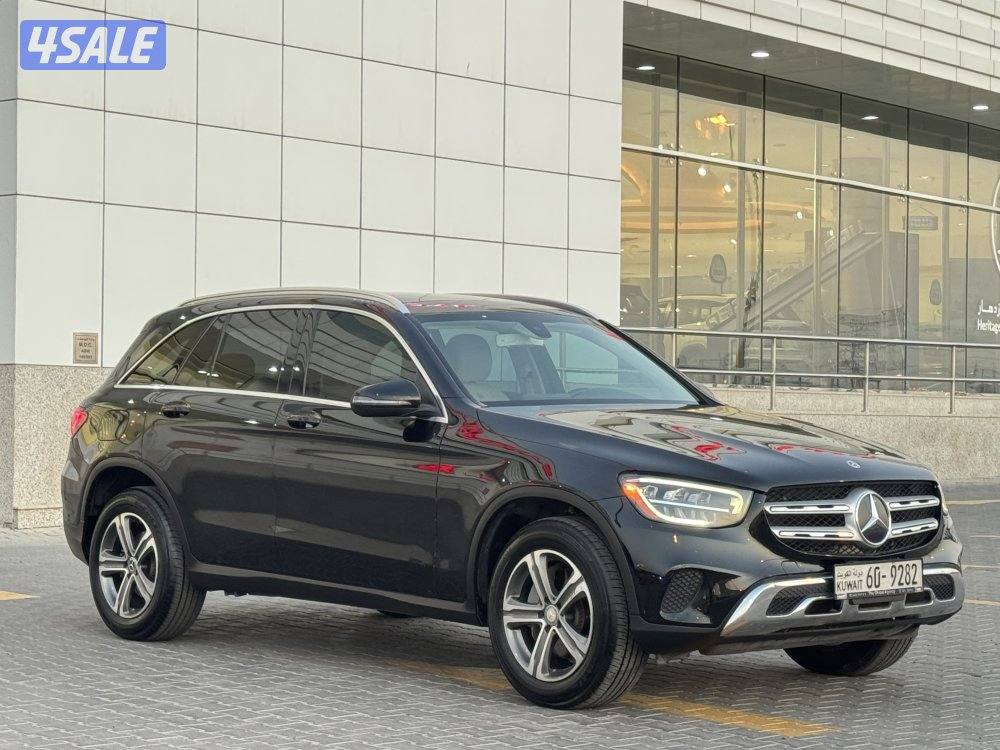 للبيع مرسيدس GLC 300 موديل 20200