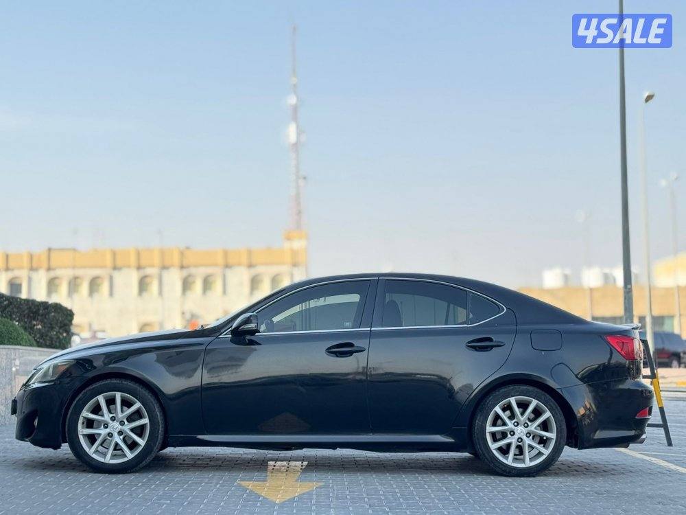 لكزس IS 250 موديل 2012  6سلتدر1