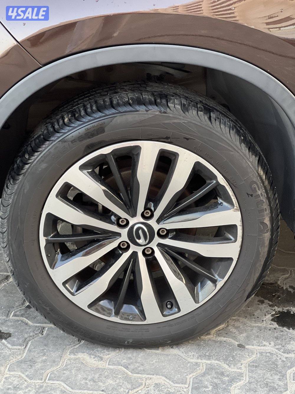 للبيع سيارة بحالة ممتازة2