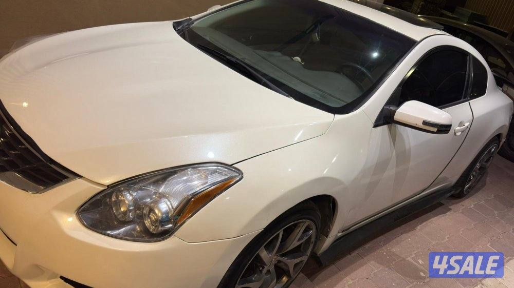 Altima coupe 2012 التيما كوبيه باب واحد1