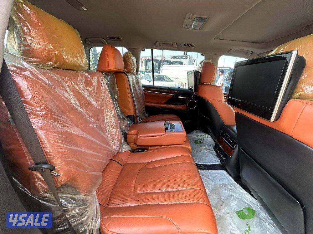 لكزس LX570 درجة اولى4