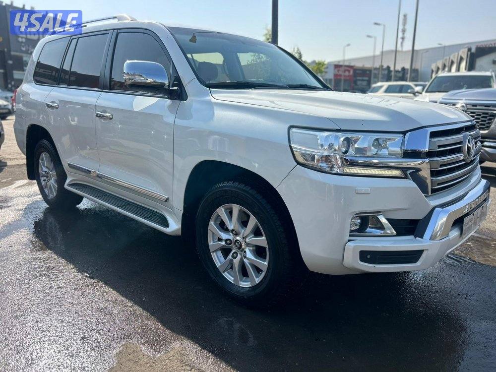 لاند كروزر GX.R. V8 موديل 20171