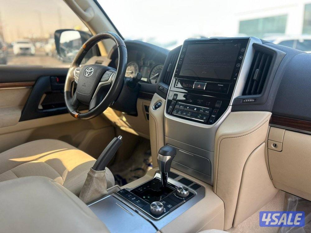 لاند كروزر GX.R. V8 موديل 20177