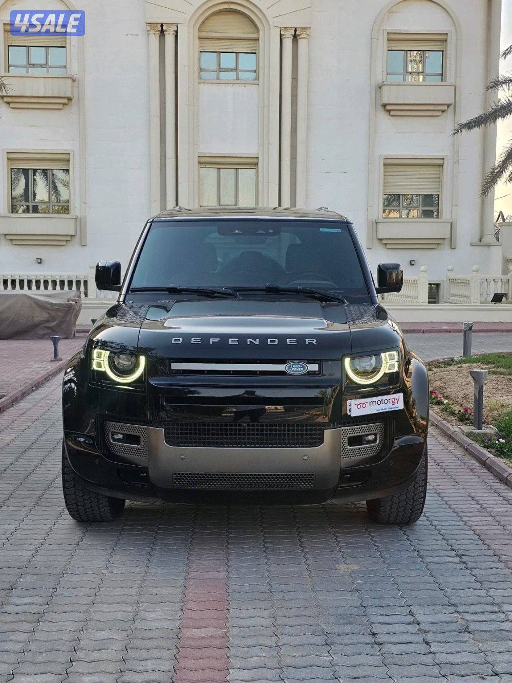 البيع لاندروفر ديفندر 110 موديل 20252