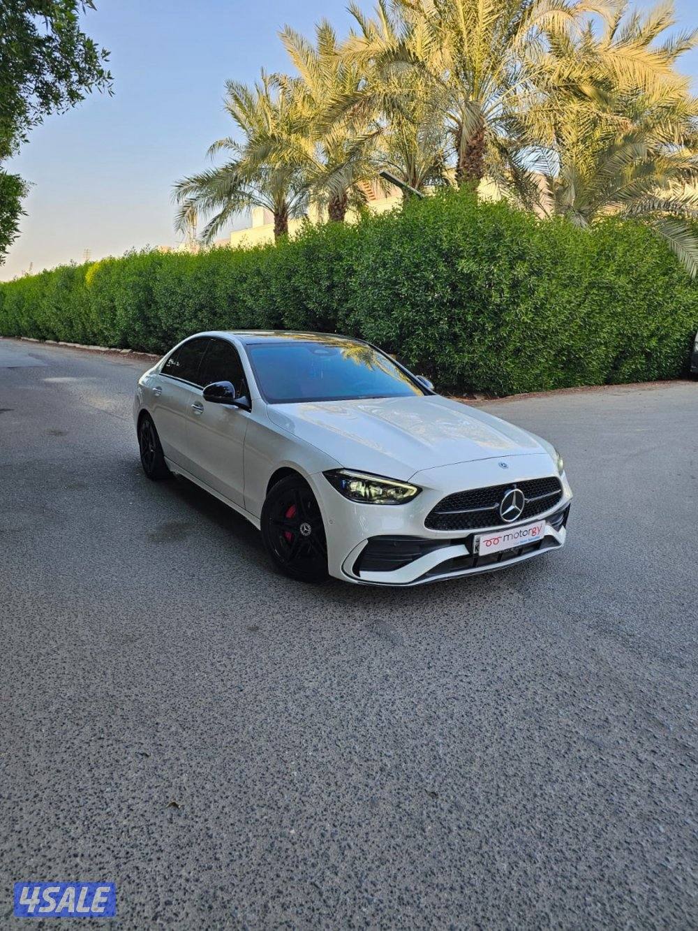 للبيع مرسيدس c200 موديل 20231