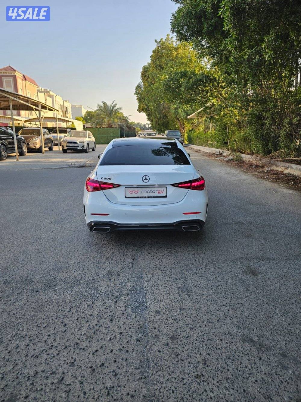 للبيع مرسيدس c200 موديل 20232