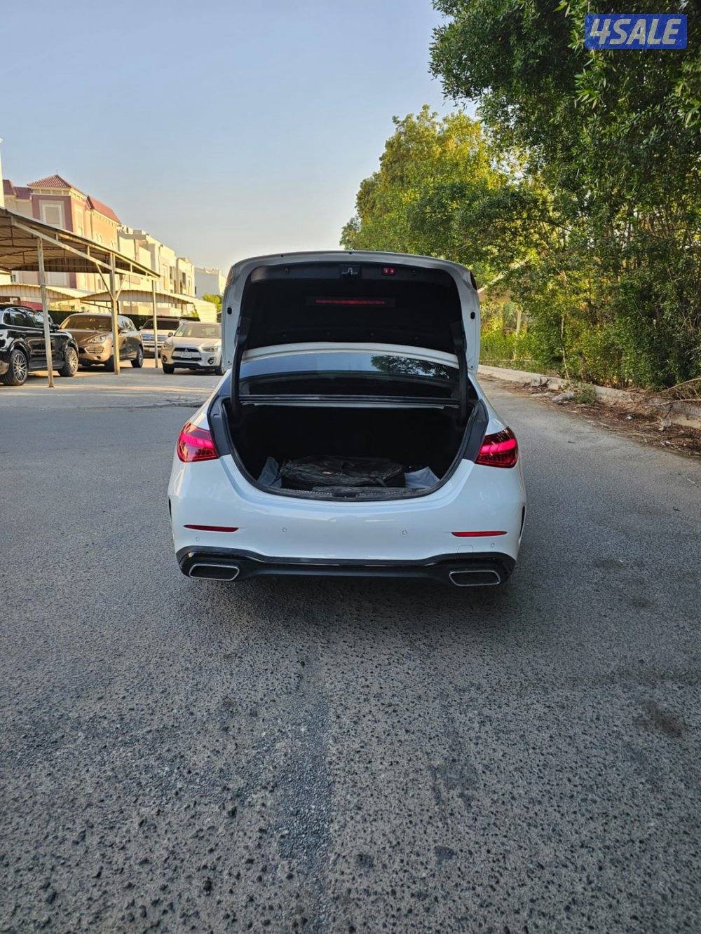 للبيع مرسيدس c200 موديل 20237