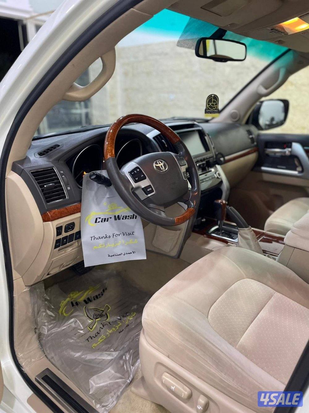 للبيع لاند كروزر 2012 VXR4