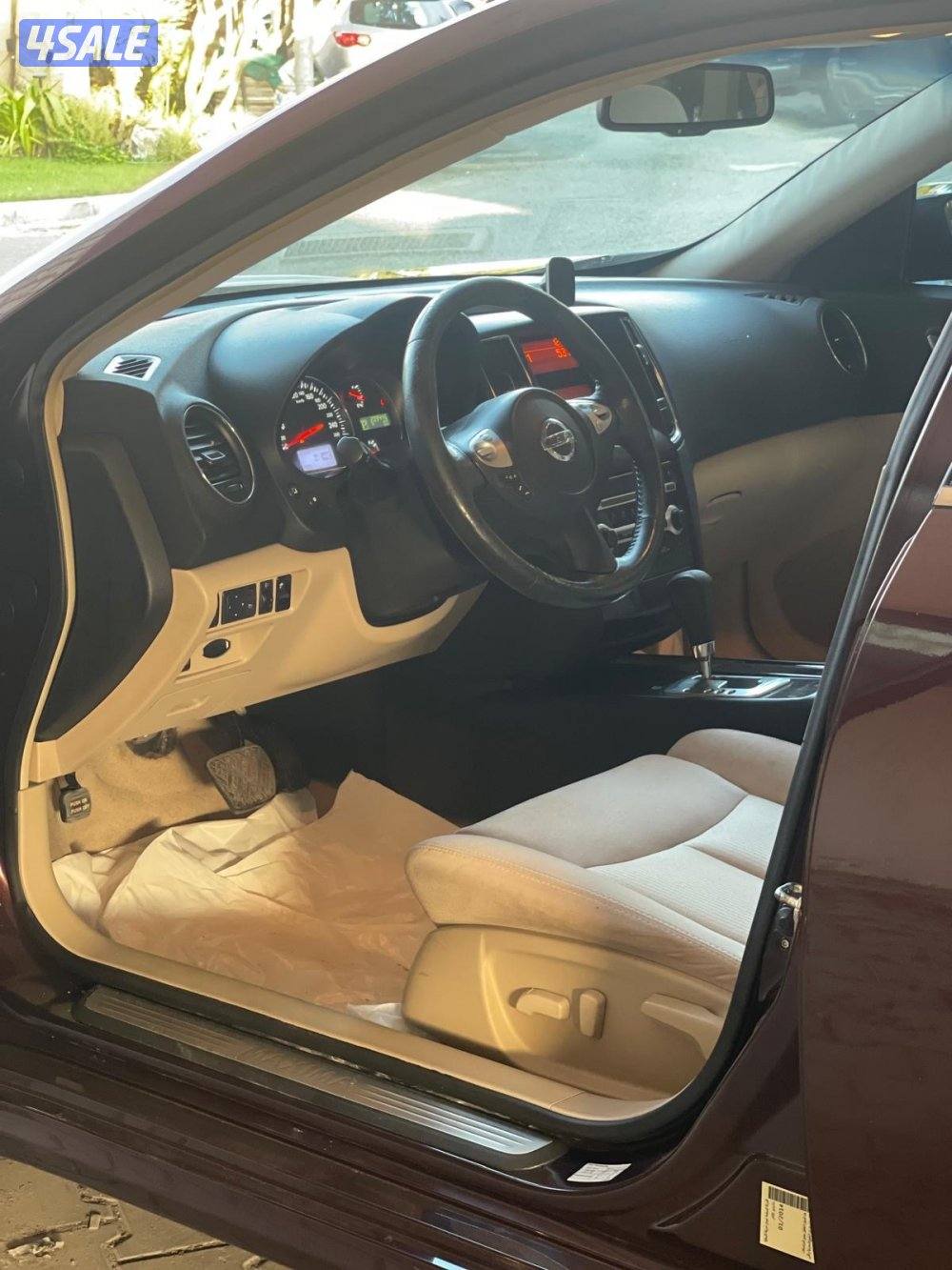 نيسان مكسيما 20147