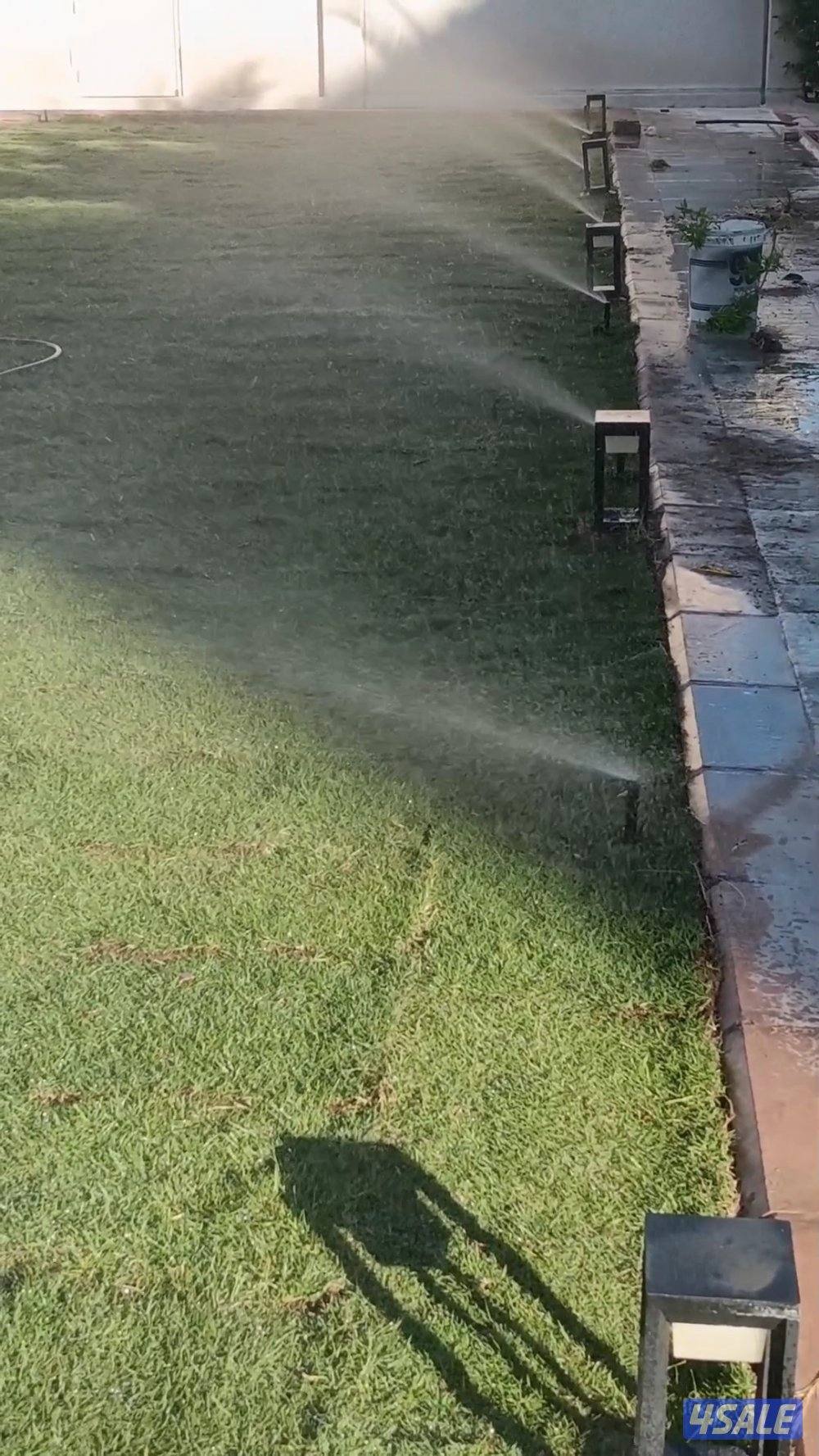 تنسيق حدائق زراع التيل الطبيعي وتركيب التيل الصناعي وقص الشجار الضخمه2