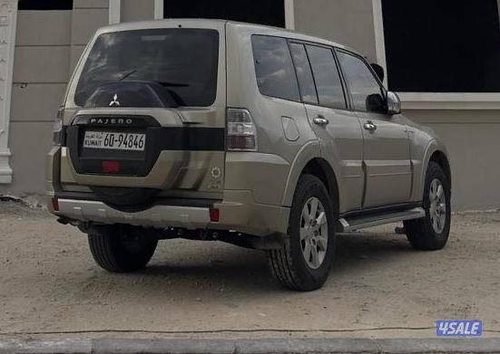 ميتسوبيشي باجيرو0