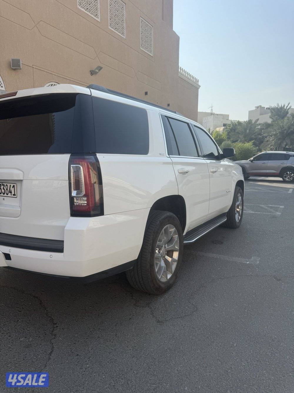 جي ام سي 2019 ابيض4