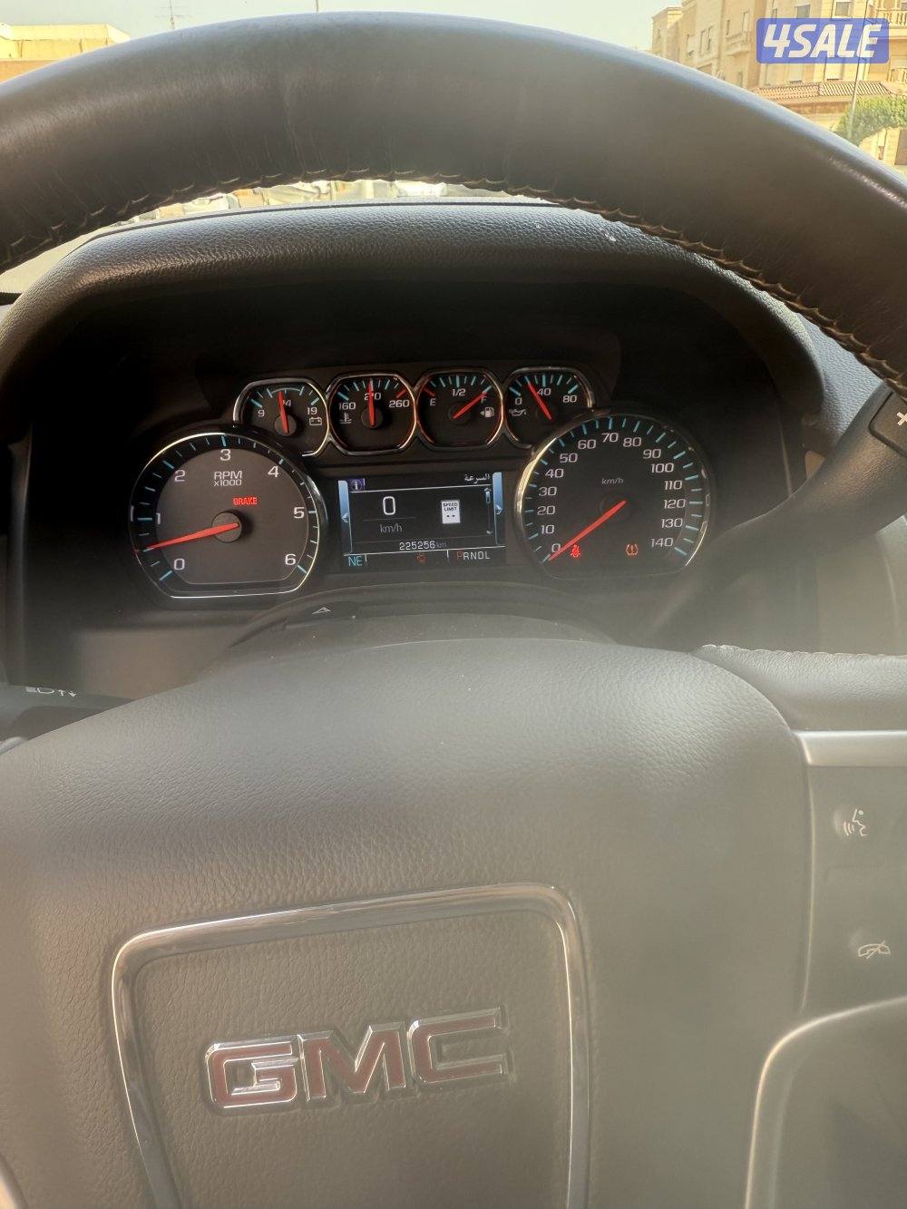 جي ام سي 2019 ابيض5