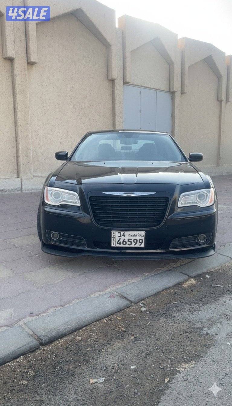 كرايسلر V8 C300  موديل ٢٠١٤عداد ٢٤١ الف0