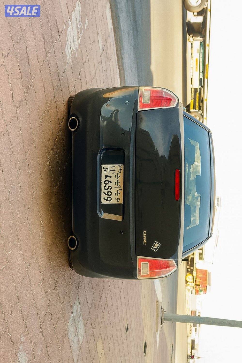 كرايسلر V8 C300  موديل ٢٠١٤عداد ٢٤١ الف1