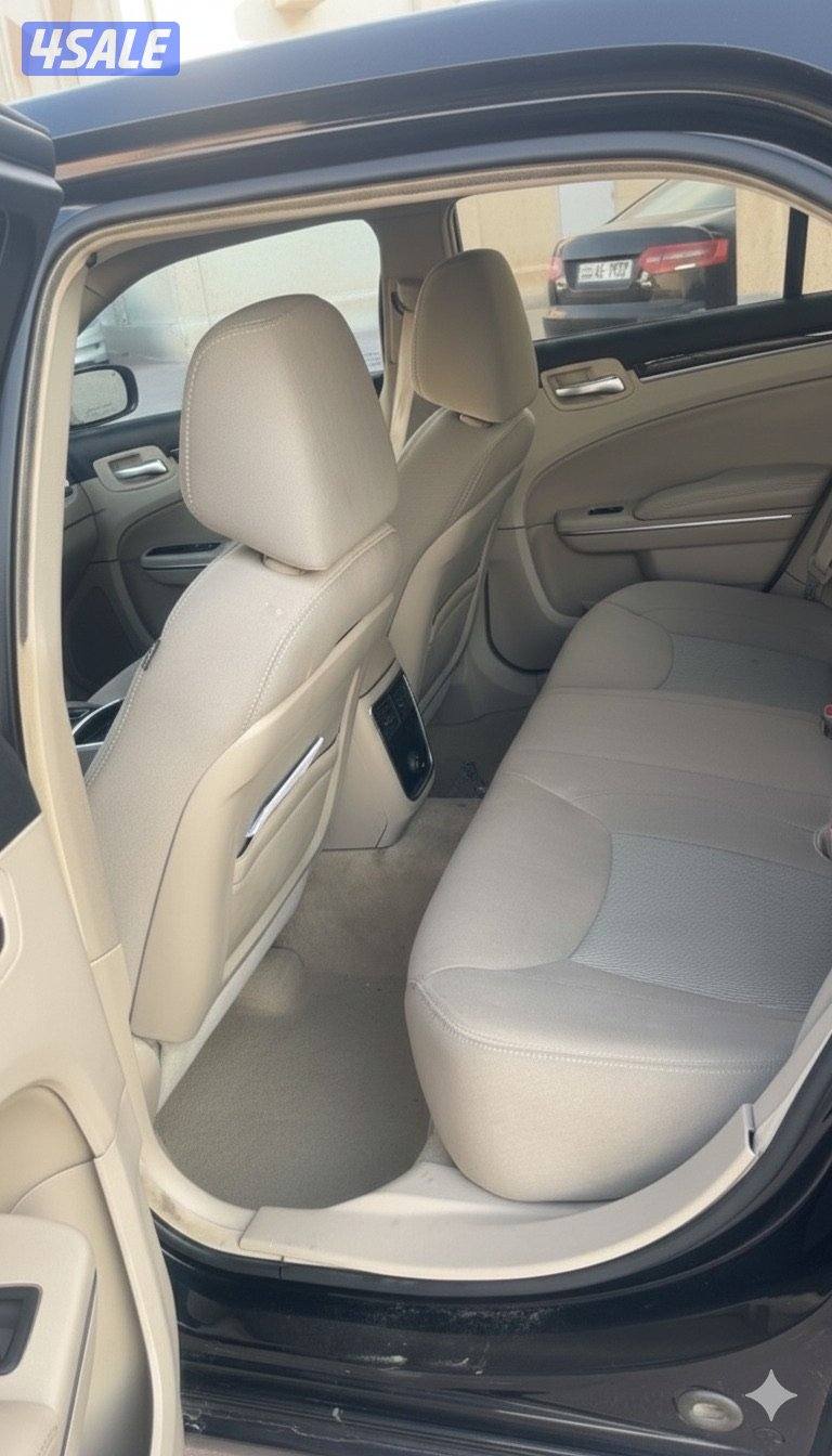 كرايسلر V8 C300  موديل ٢٠١٤عداد ٢٤١ الف6