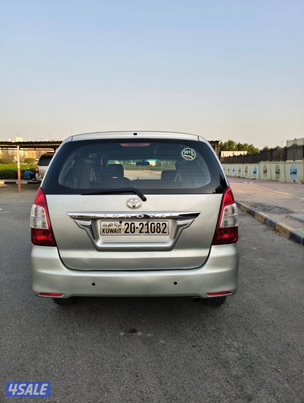 للبيع إينوفا 2012 شرط الفحص التواصل على رقم1