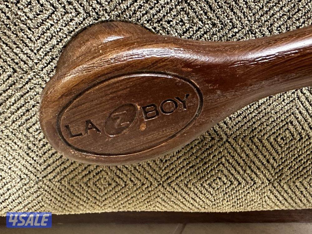 للبيع كرسي ليزي بوي الأصلي  La-Z-Boy5
