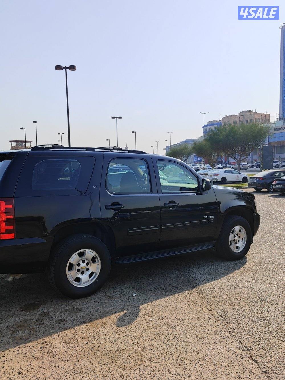 للبيع فقط تاهو 2011 LT3