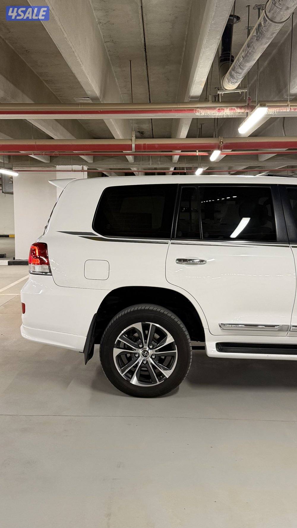 لاند كروزر VXR 20204