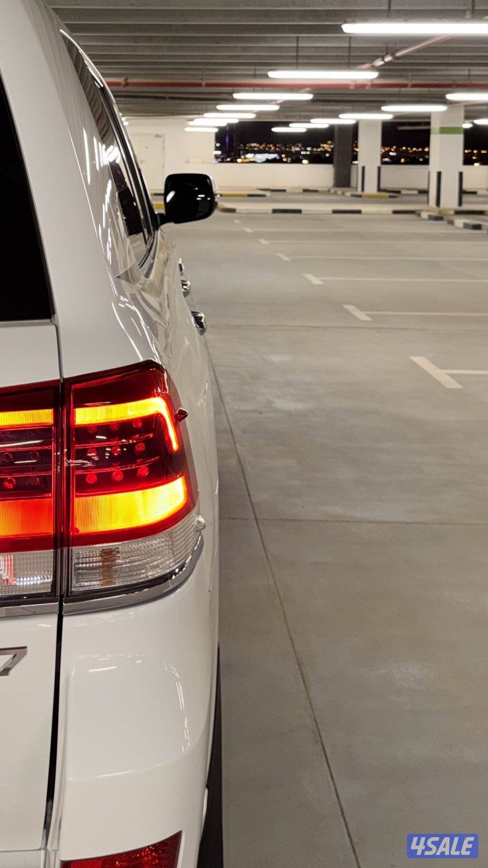 لاند كروزر VXR 20205