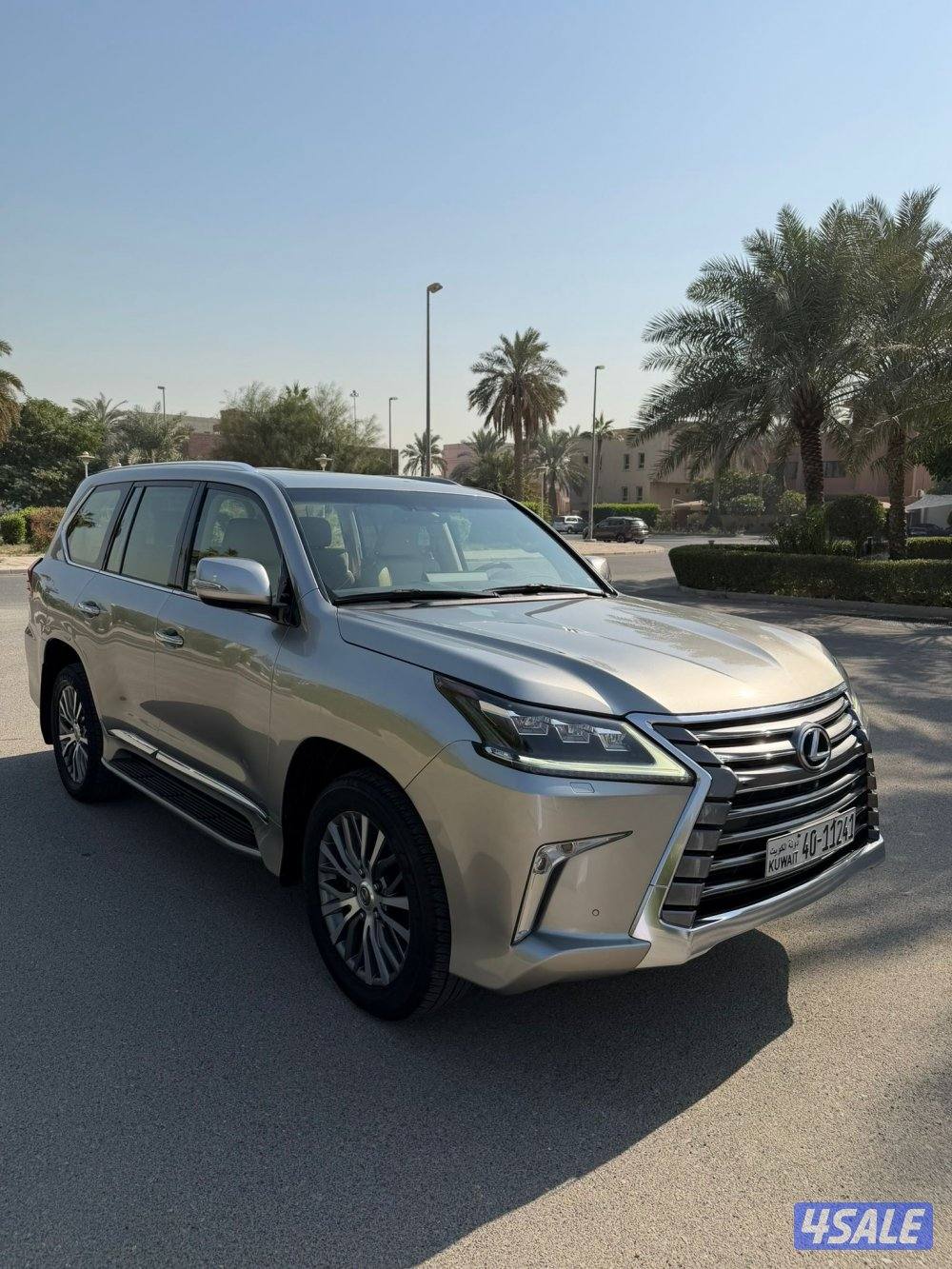 للبيع LX570- صبغ وكاله - عداد ٢٣٣0