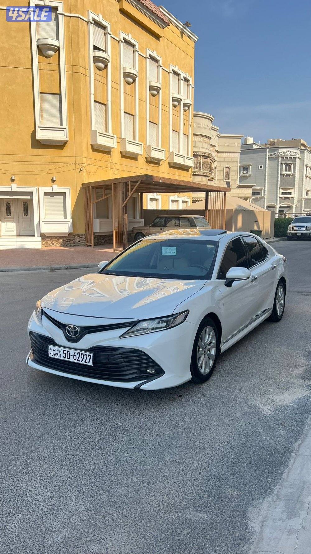 للبيع كامري شرط الفحص بالكامل1