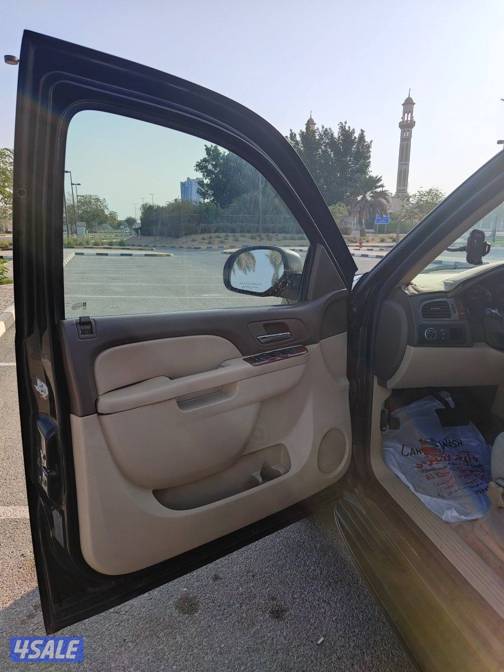 للبيع فقط تاهو 2011 LT8