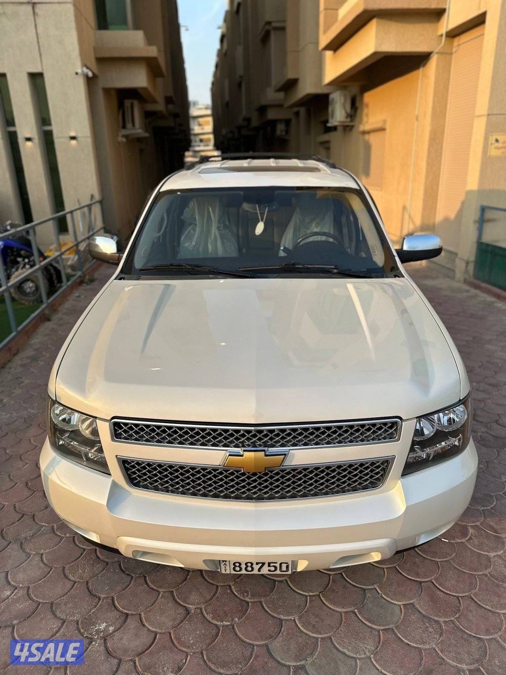 للبيع تاهو ٢٠١٢ LTZ اللون ابيض صدفي1