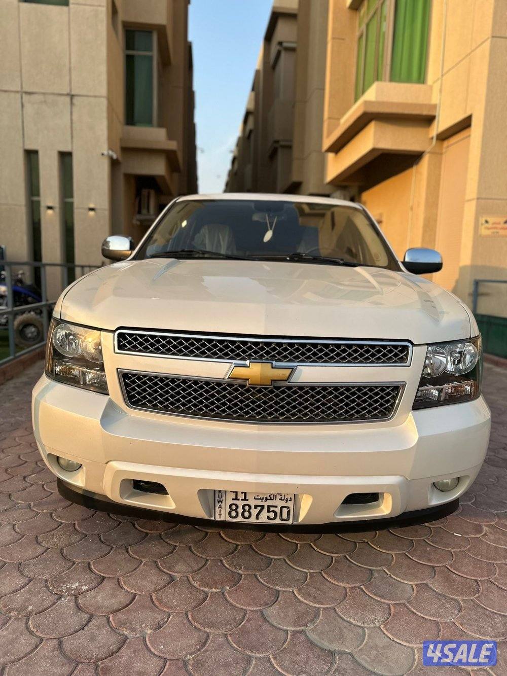 للبيع تاهو ٢٠١٢ LTZ اللون ابيض صدفي2