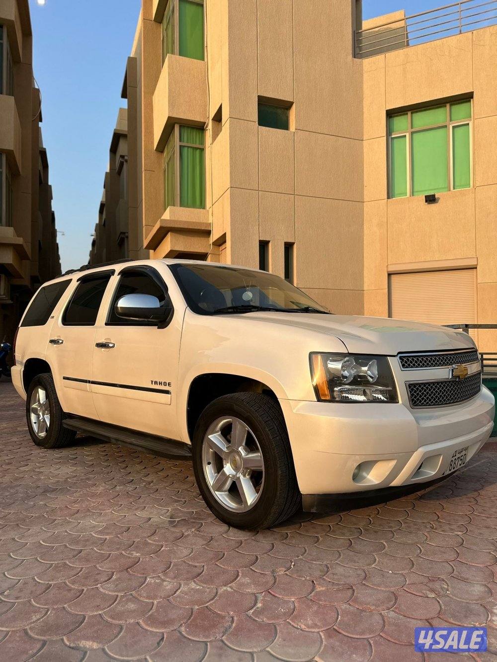 للبيع تاهو ٢٠١٢ LTZ اللون ابيض صدفي7