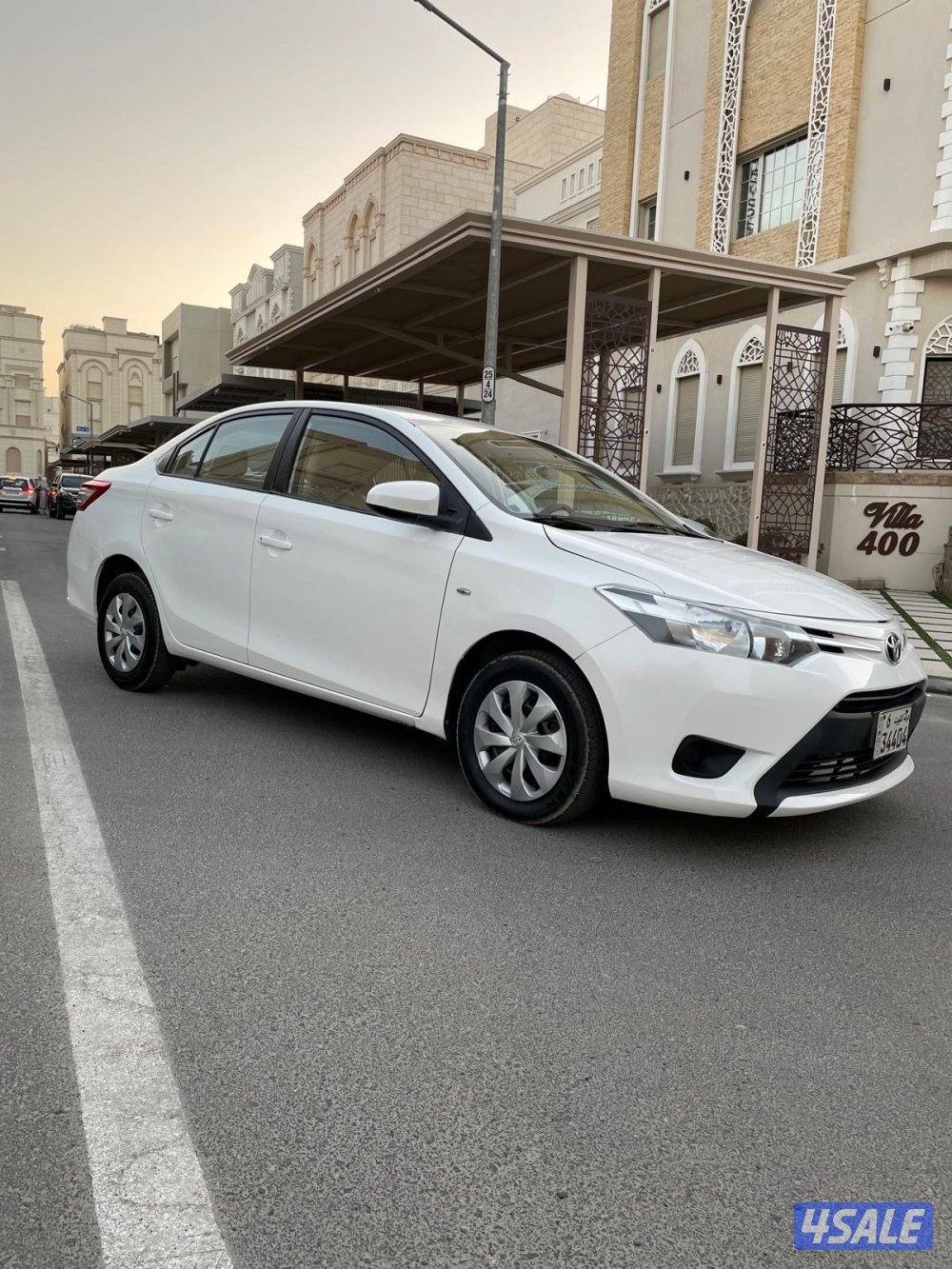 للبيع يارس -2015- بحالة نظفية جدا ‏2