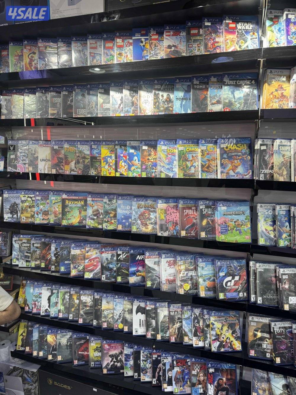 محل بيع  اجهزة بلايستيشن6