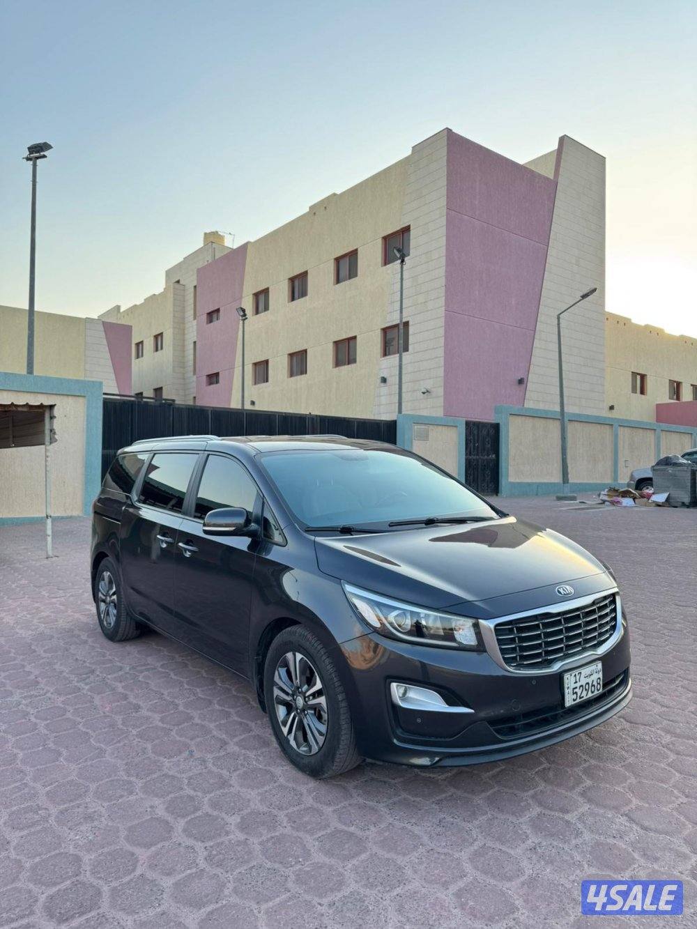 كيا كرنفال0