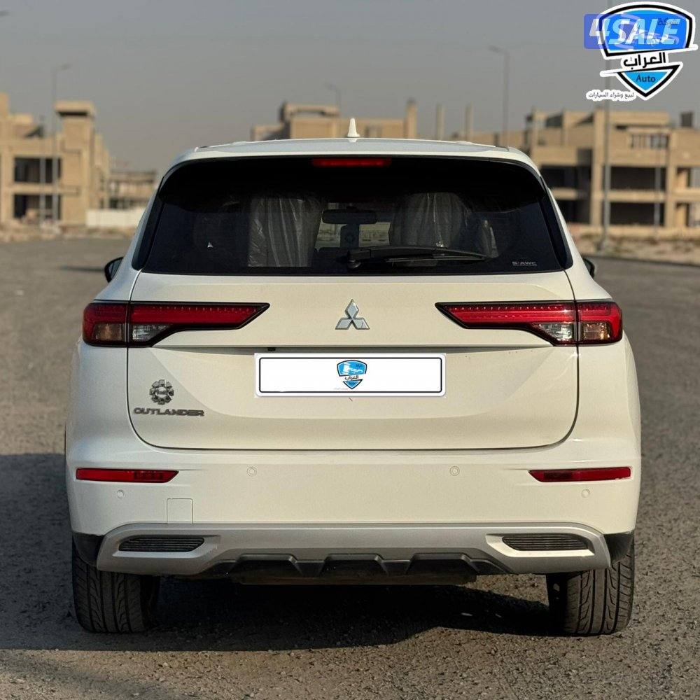 متسوبيشي اوتلاندر  20239