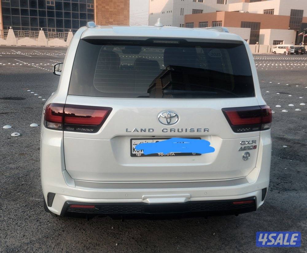 للبيع لاندكروزر gxr-aero.s 2025  بدون تيربو ماشي 30003