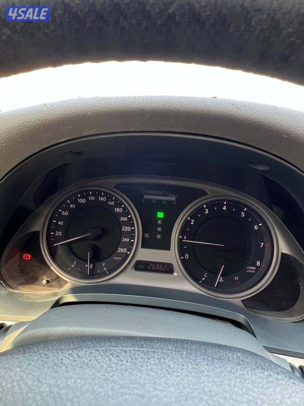 للبيع لكزس is30010