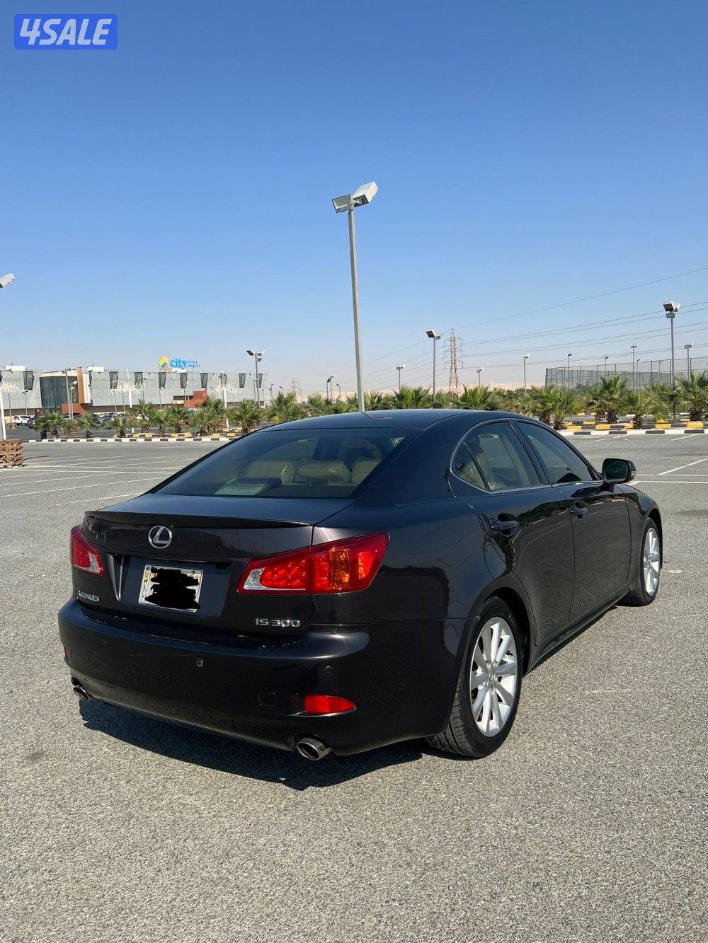 للبيع لكزس is3004