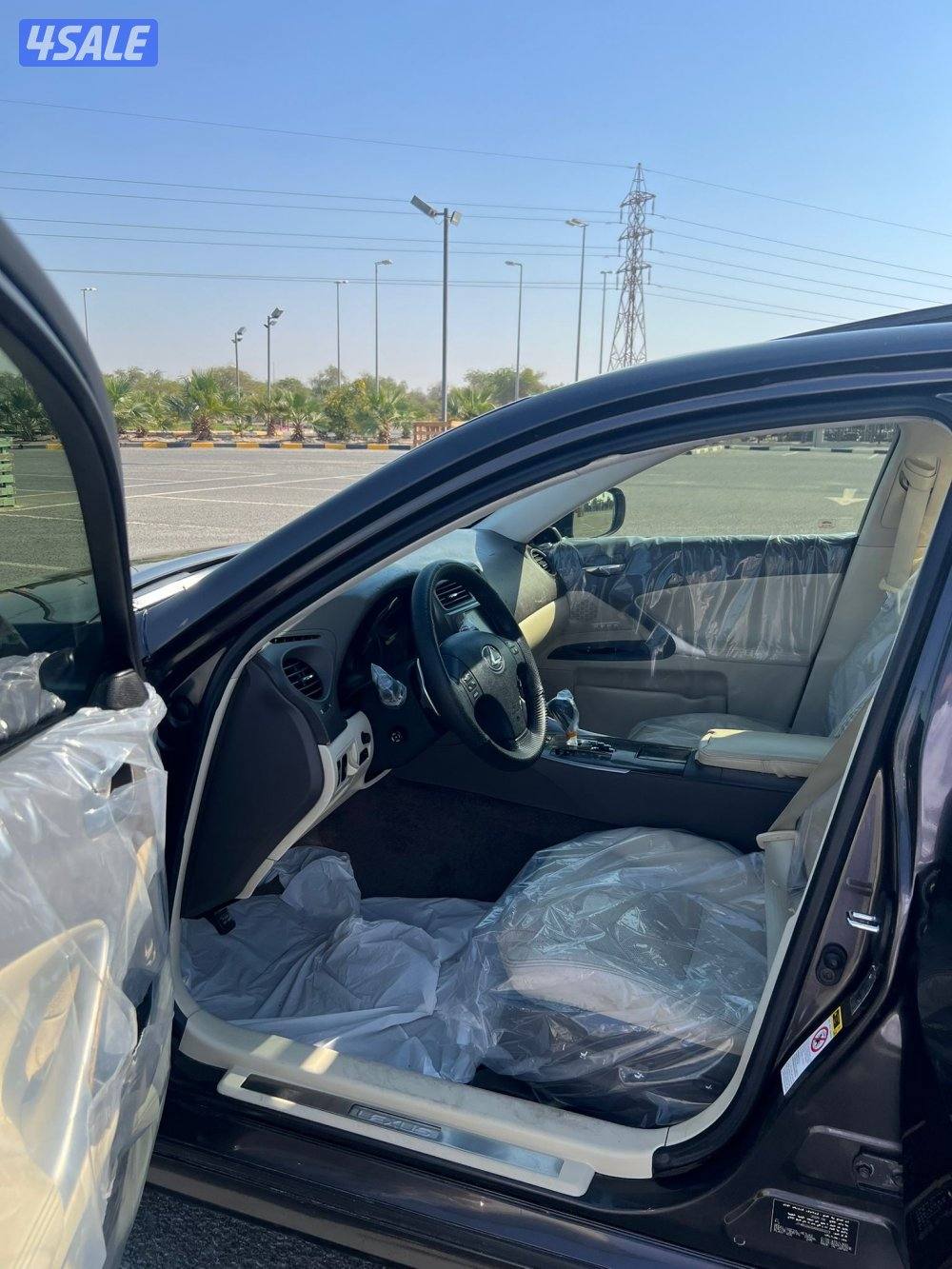 للبيع لكزس is3006