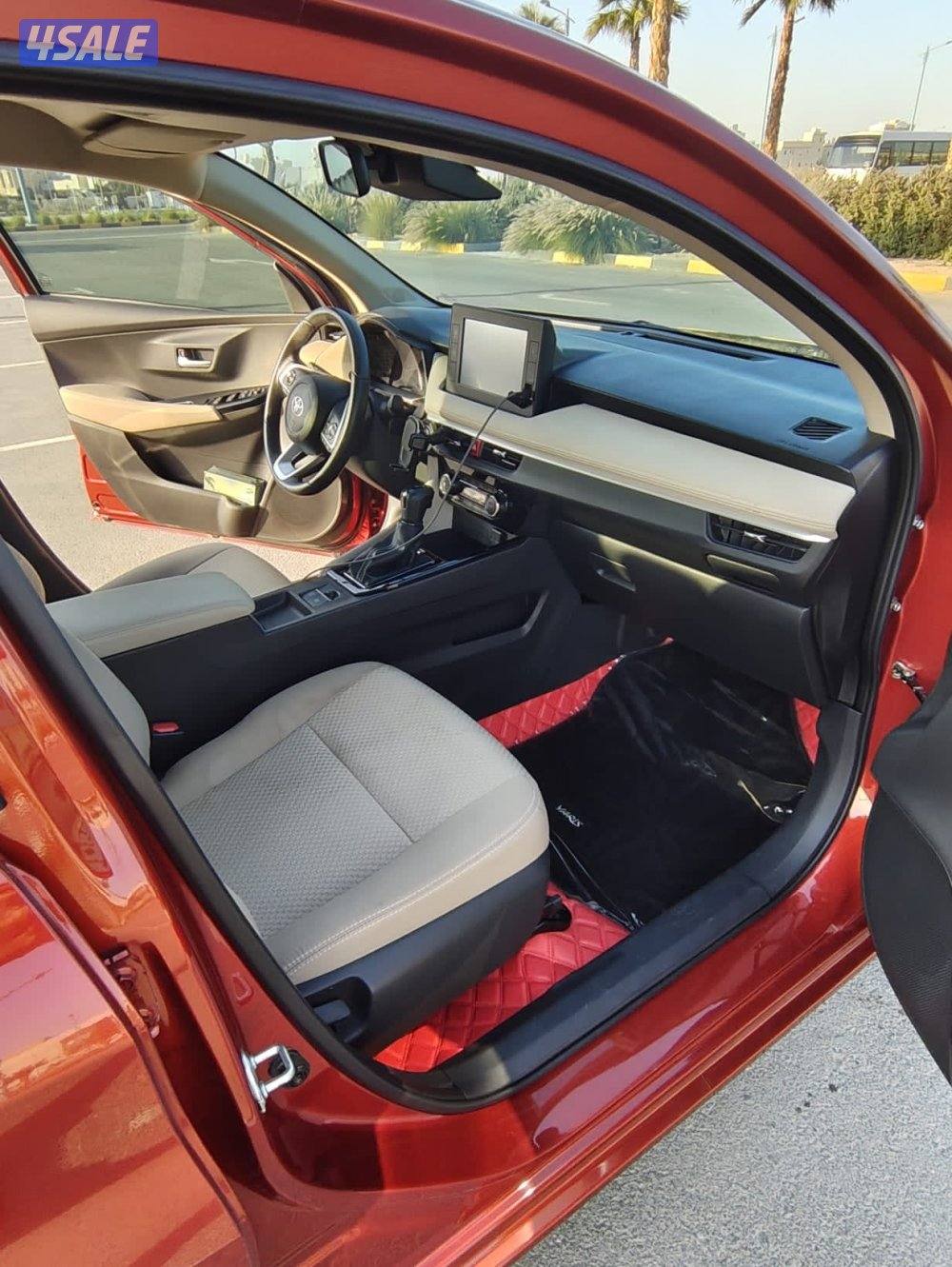 Toyota Yaris 2023 full option14