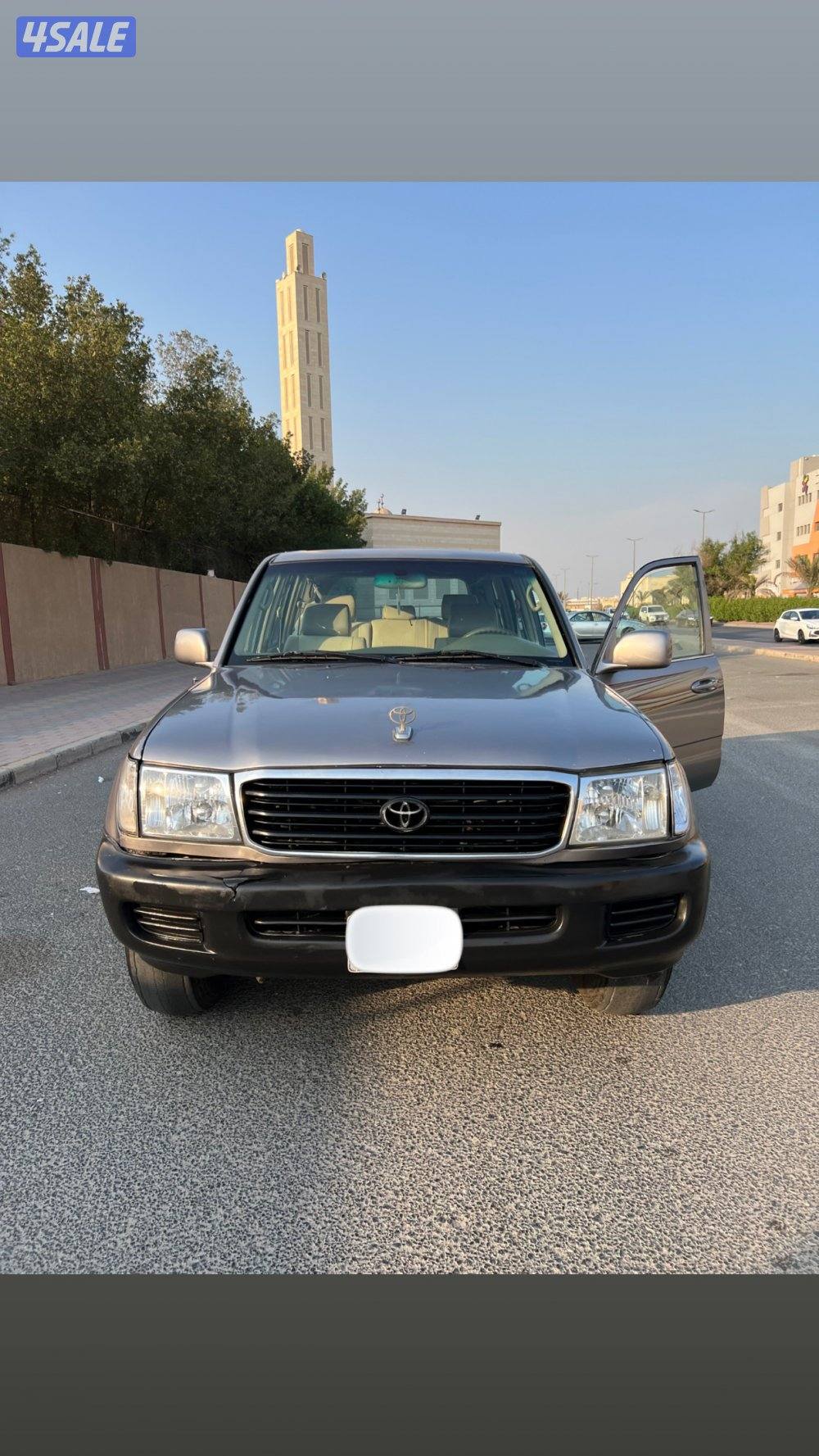 للبيع لاند 2002 GX وارد قطر قير تماتيك4