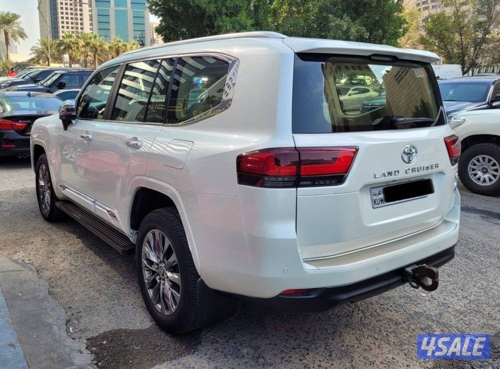 لاندكروزر VX10