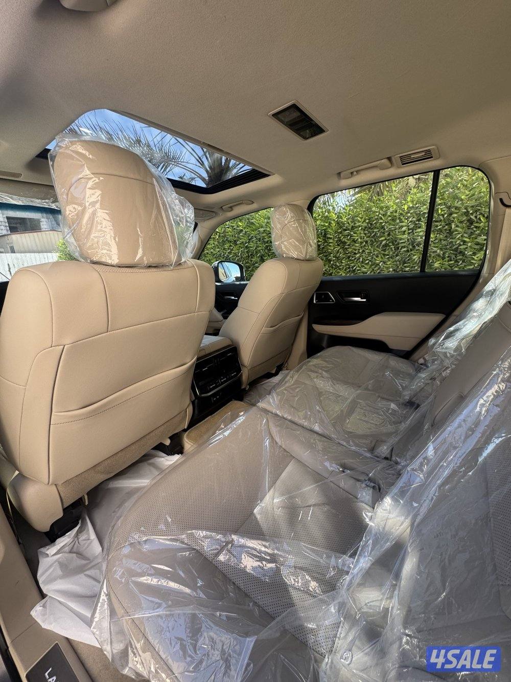 لاند كروزر VX صبغ الوكالة عداد 34 الف ( بدون تيربو )5