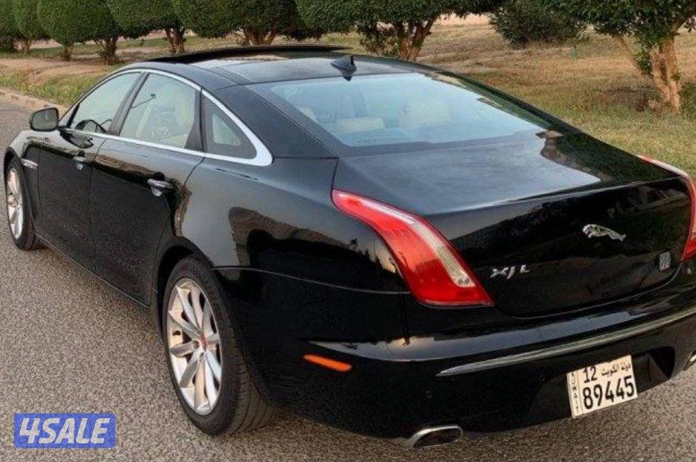 جاجوار XJ لارج3