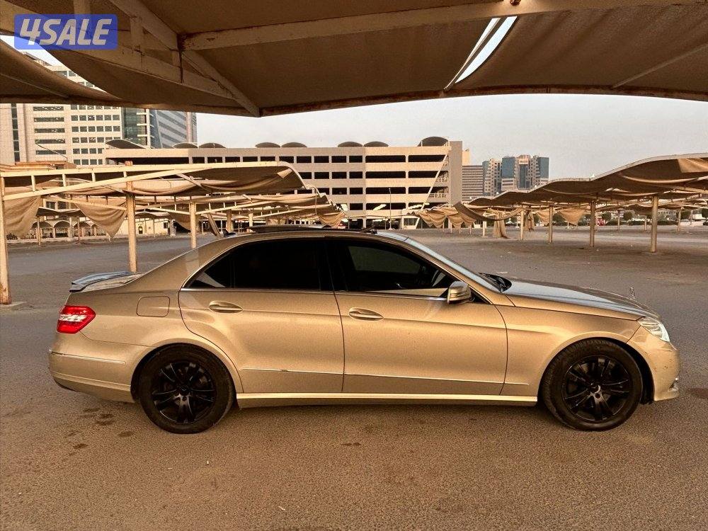 مرسيدس E300 / وارد البشر / عداد 149 / شرط الفحص بحالة الوكالة6